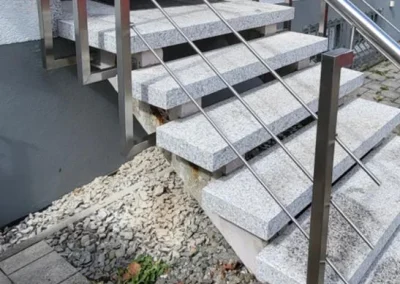 Geländer hauseingang granittreppe - Geländer von MV-C Metallverarbeitung